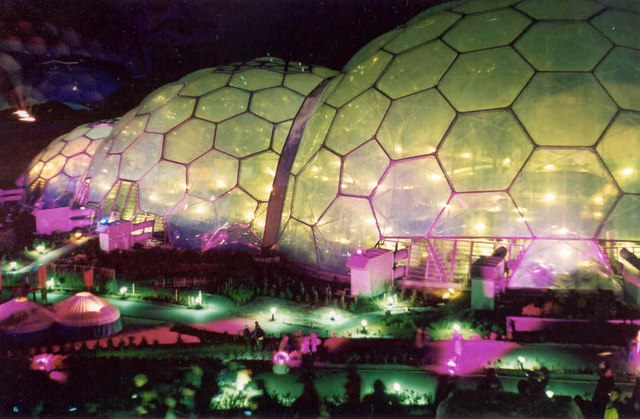 the eden project biomes				